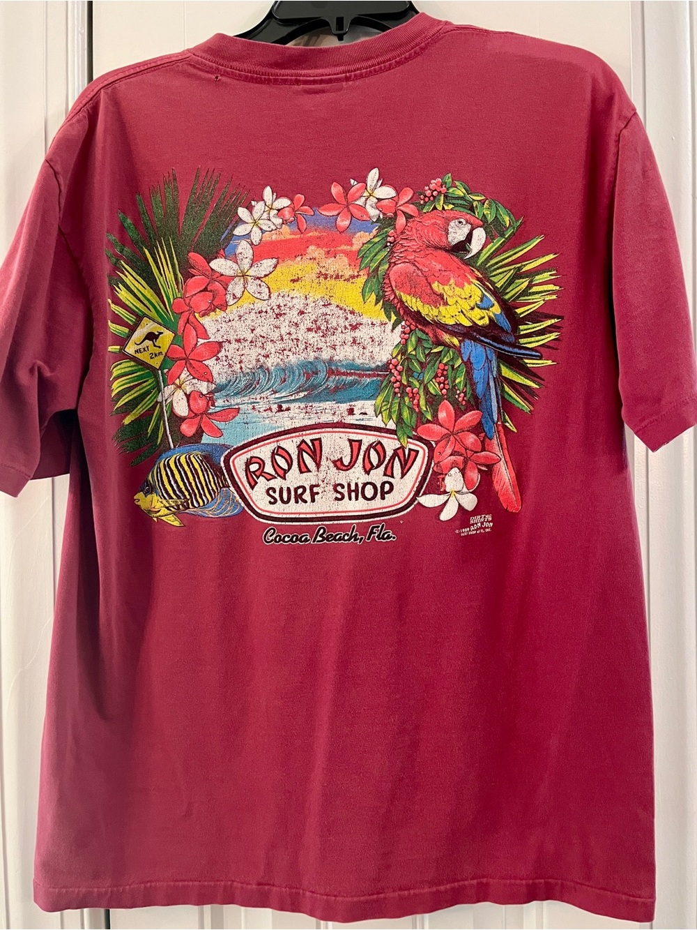 Ron Jon Surf Shop Tropical Parrot VINTAGE 1989! Graphic s/s Tee - Red/multi L - Picture 2 of 8